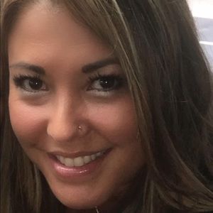 Meet your Posher, Jeni